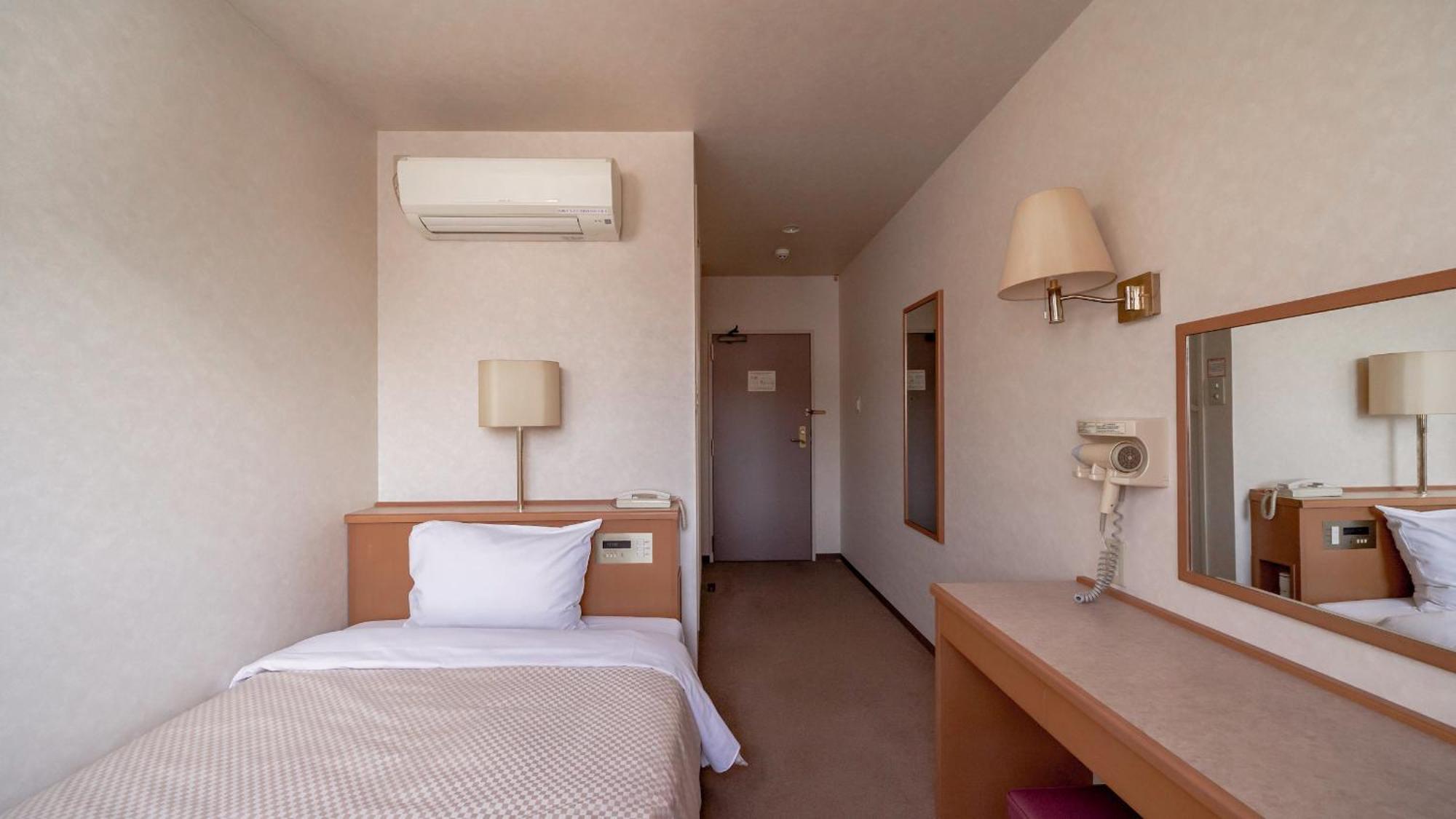Business Hotel Kg Oita Bagian luar foto